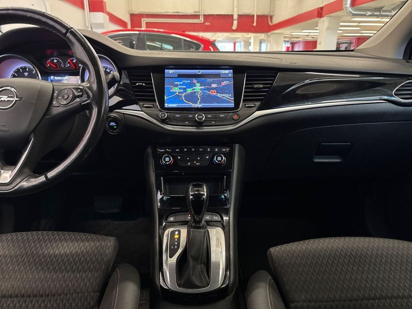 Opel Astra vaihtoauto