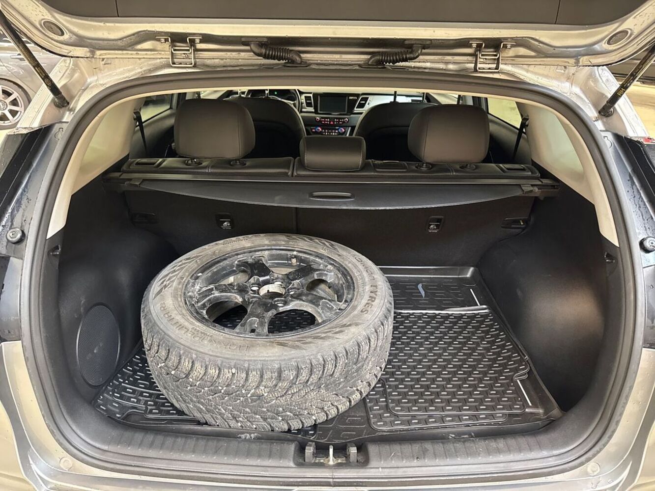 Kia Niro vaihtoauto