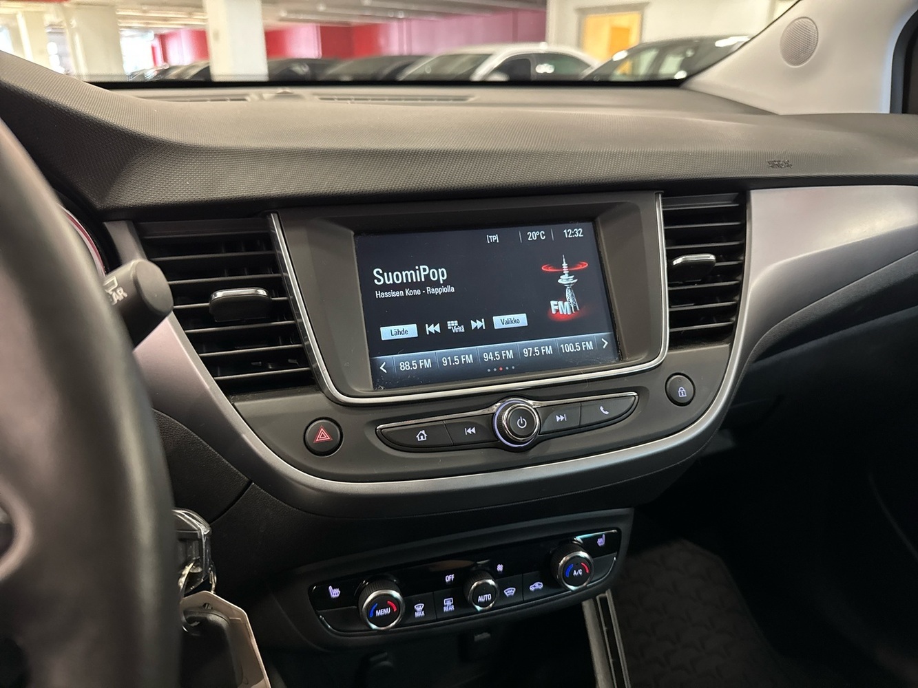 Opel Crossland X vaihtoauto