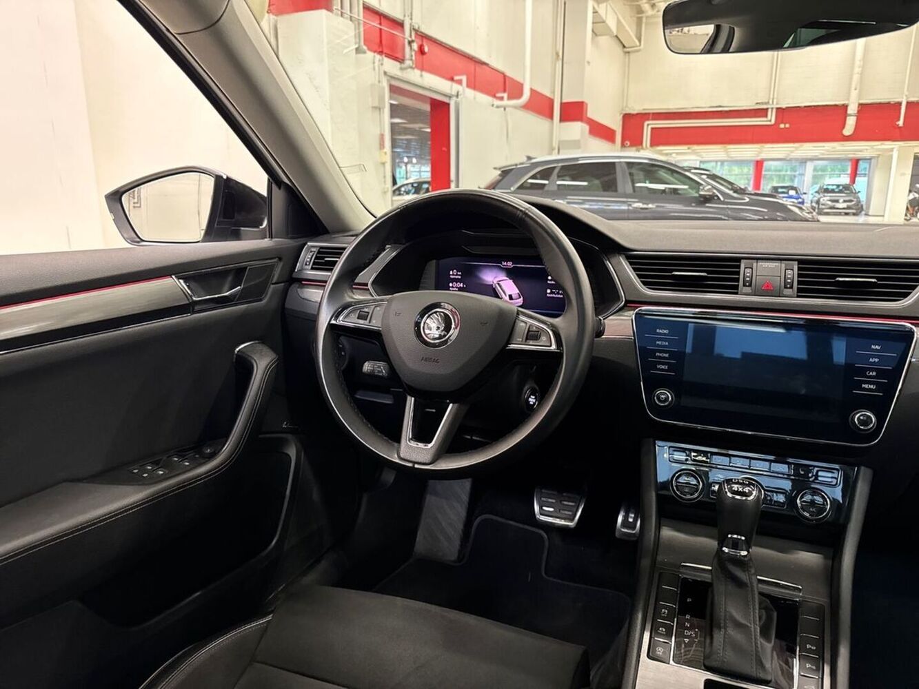 Skoda Superb vaihtoauto