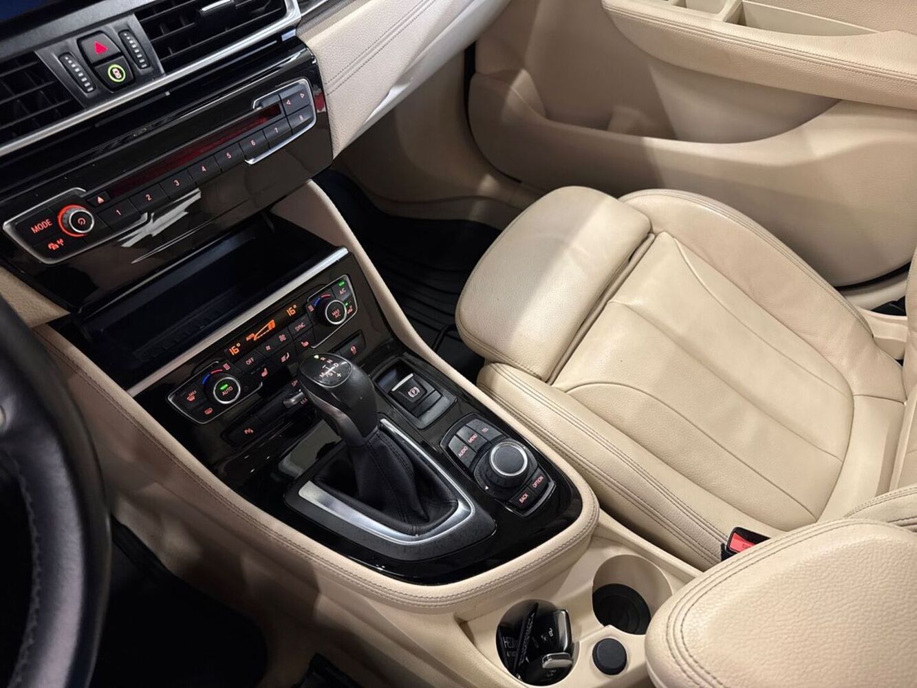 BMW 218 vaihtoauto