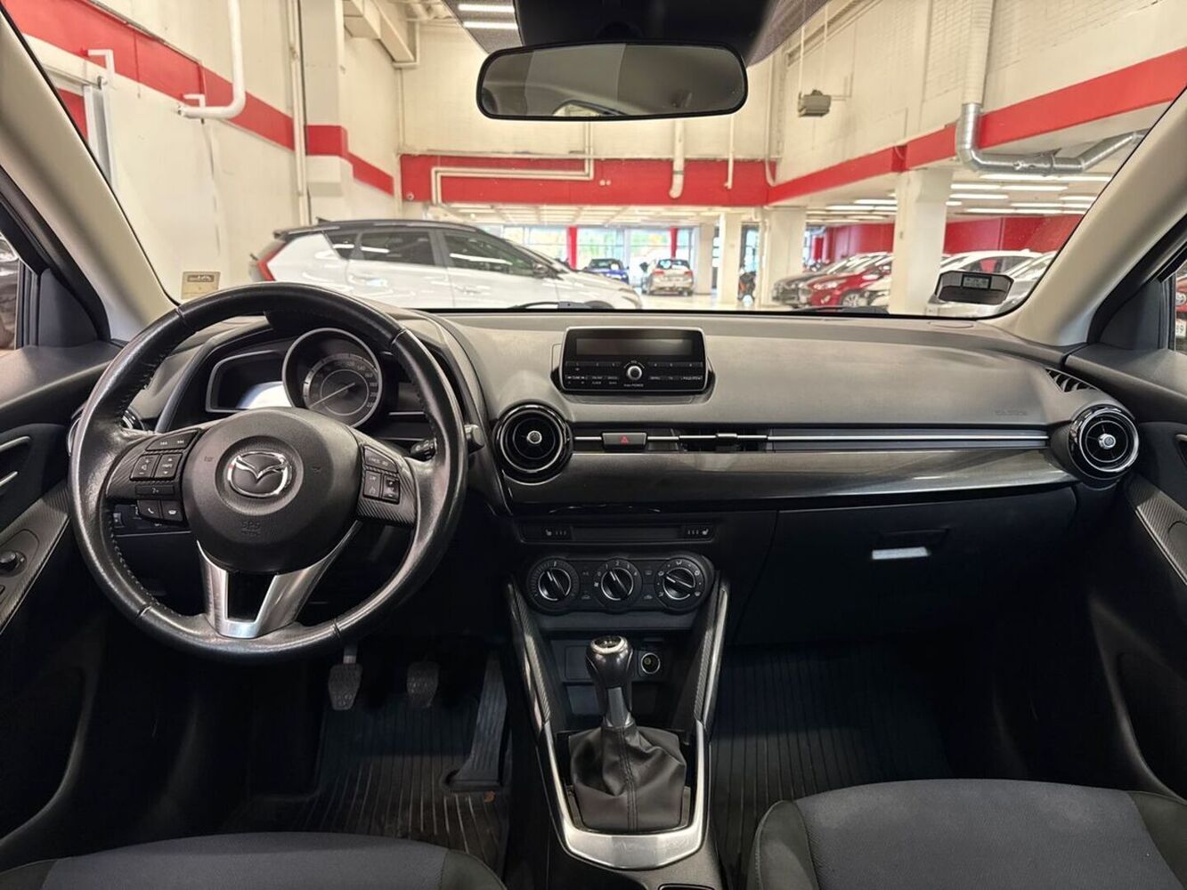 Mazda 2 vaihtoauto
