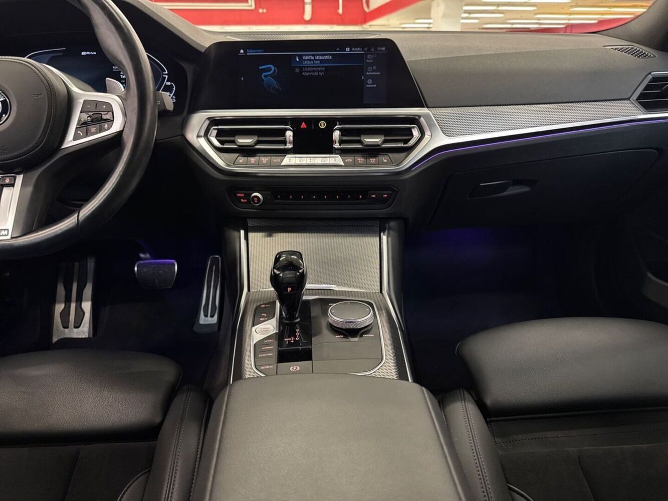 BMW 330 vaihtoauto