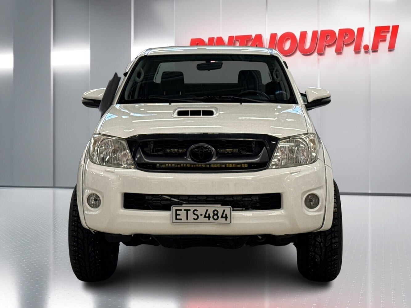 Toyota Hilux vaihtoauto