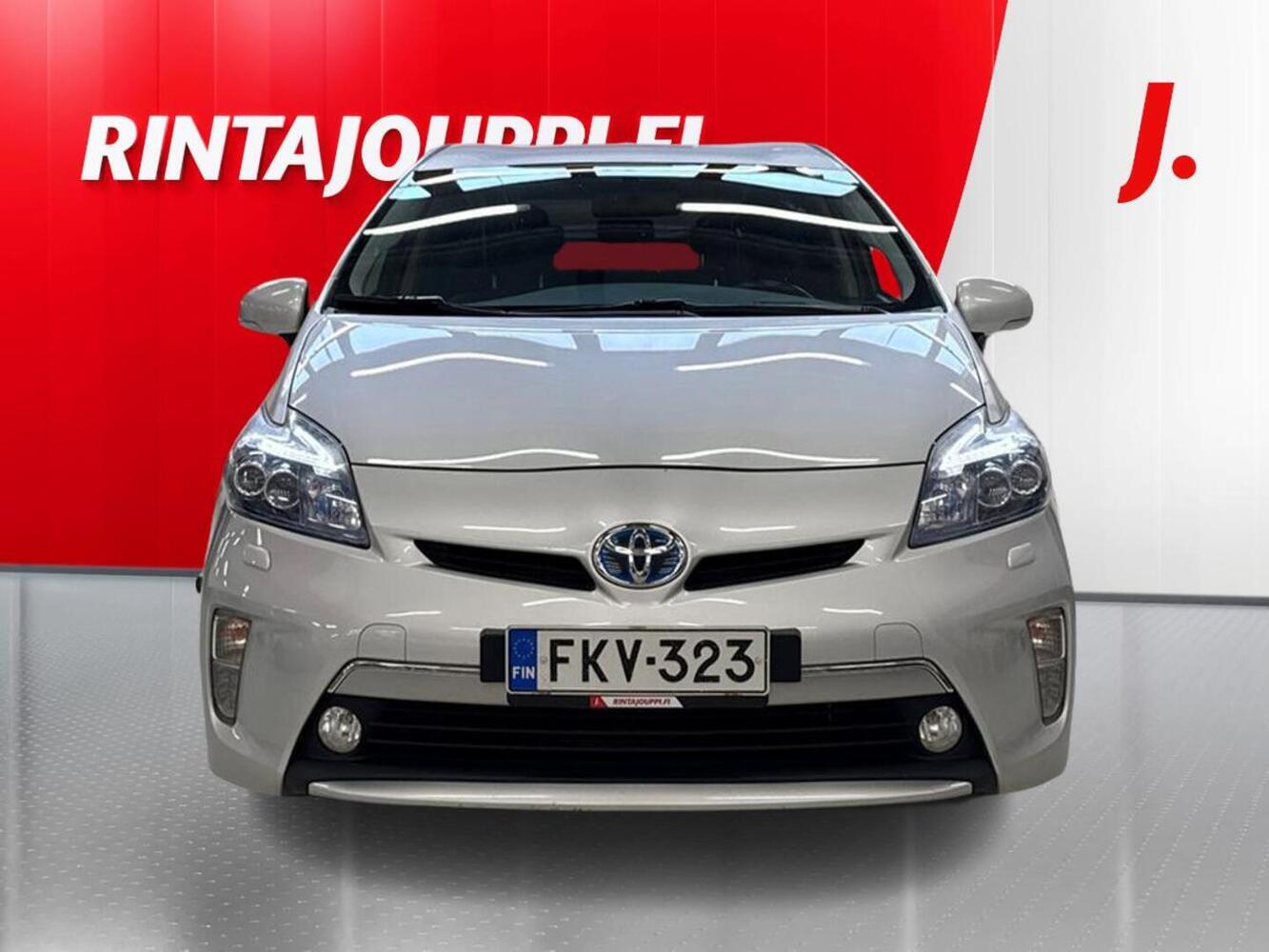 Toyota Prius PHEV vaihtoauto