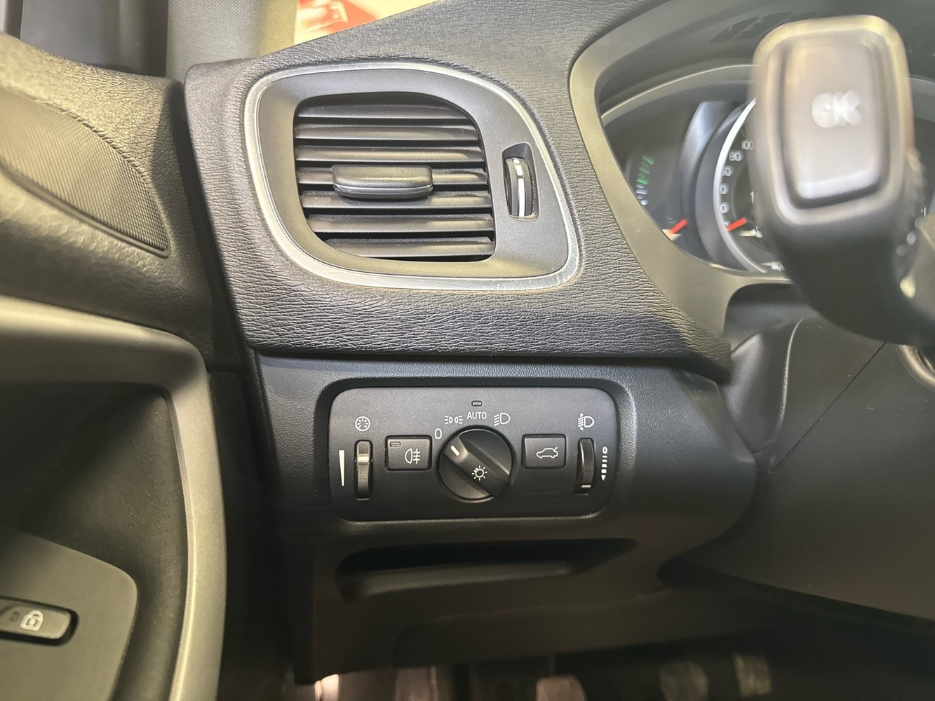 Volvo V40 vaihtoauto