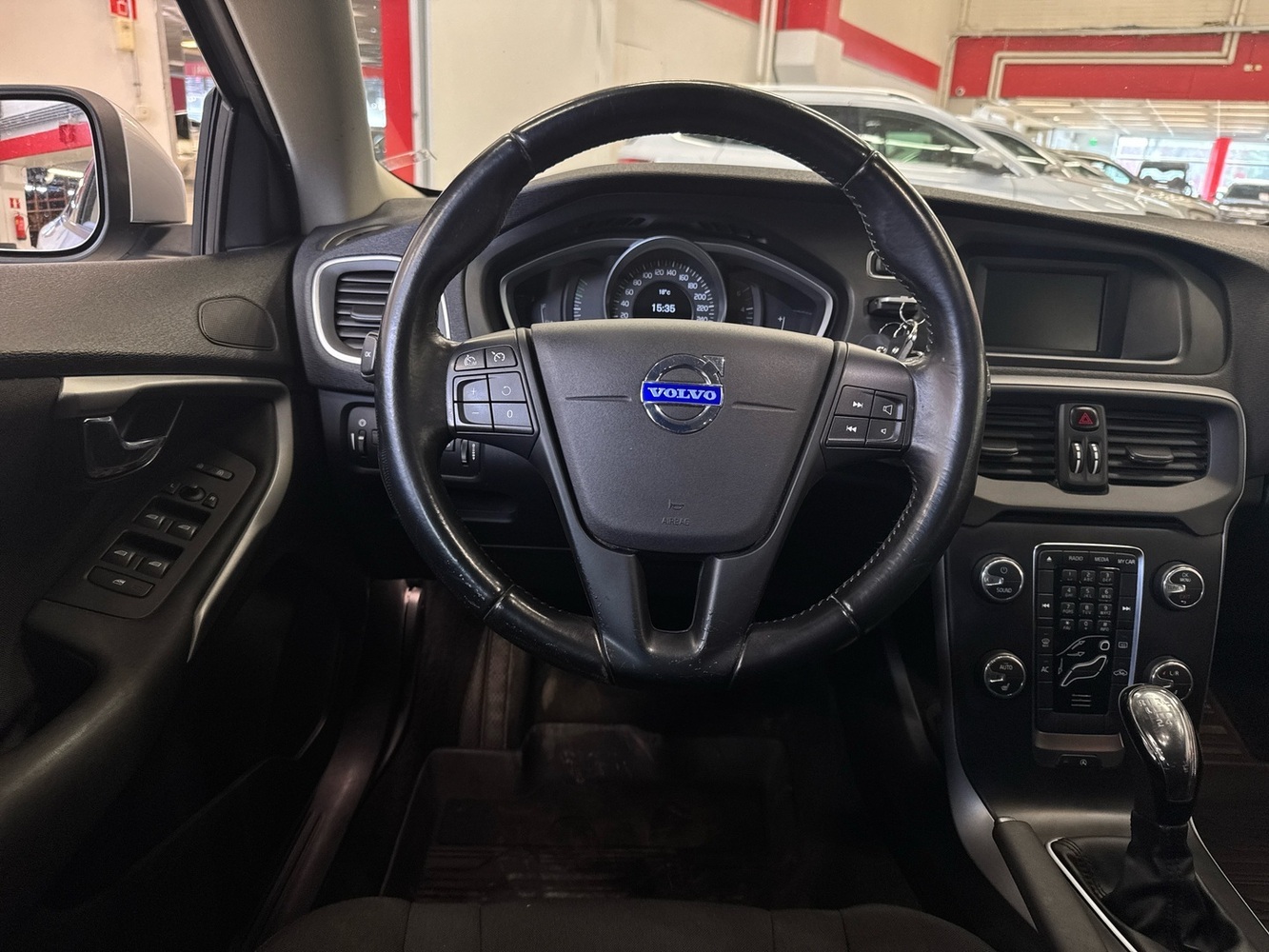 Volvo V40 vaihtoauto