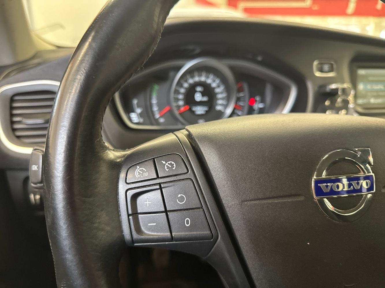 Volvo V40 vaihtoauto