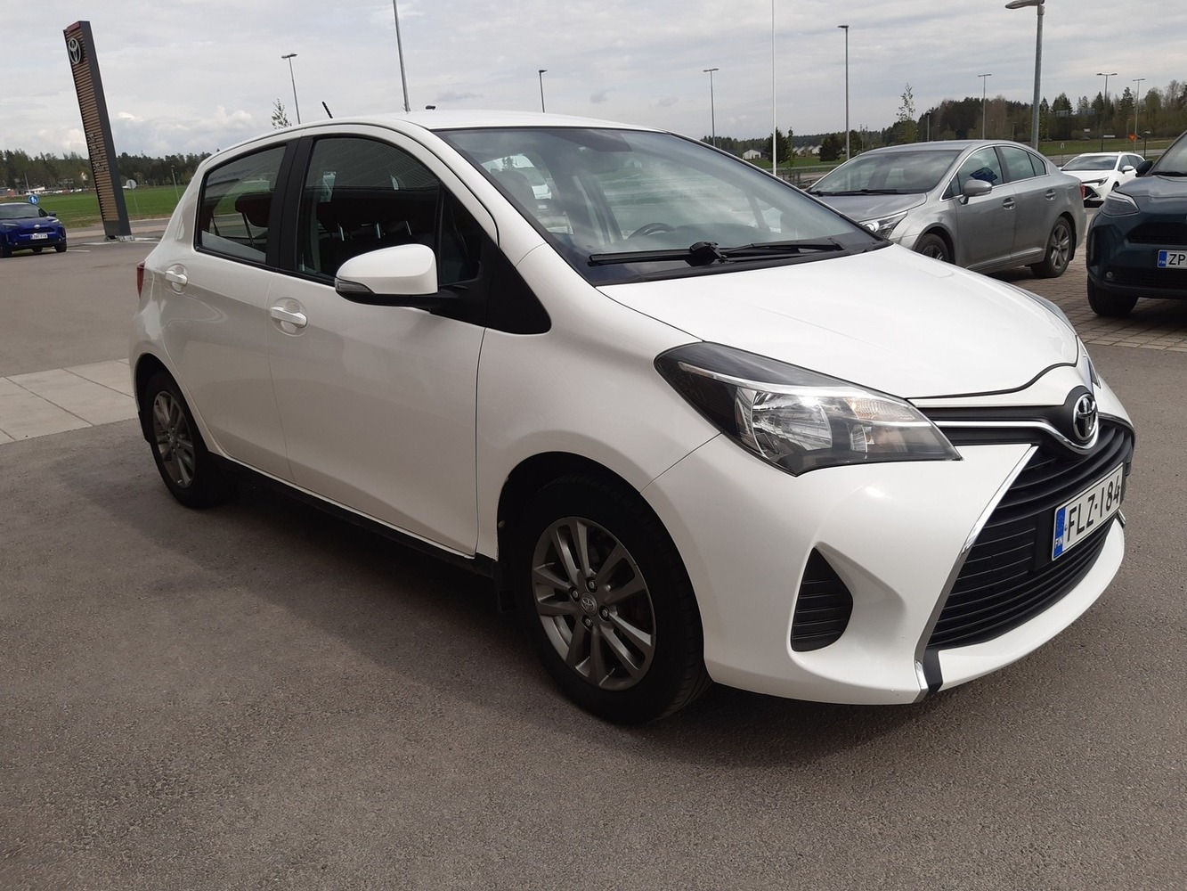 Toyota Yaris vaihtoauto