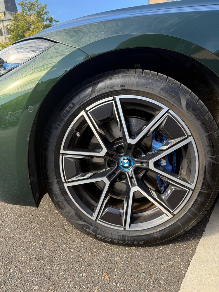 BMW i4 vaihtoauto