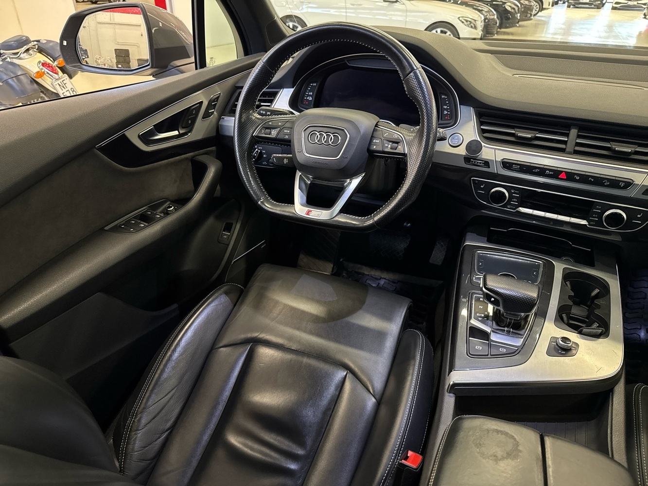 Audi Q7 vaihtoauto