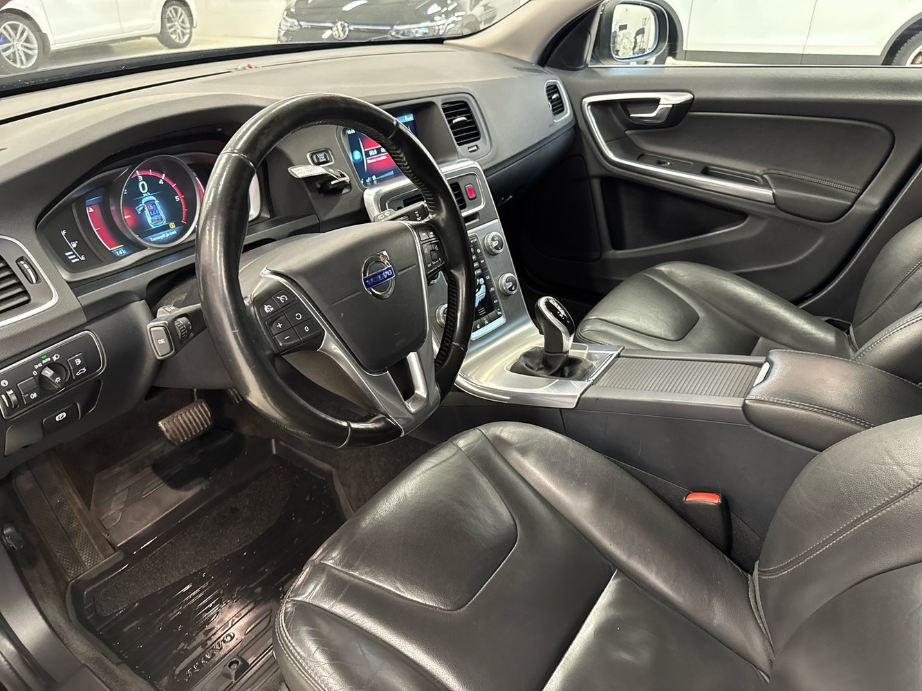 Volvo V60 vaihtoauto