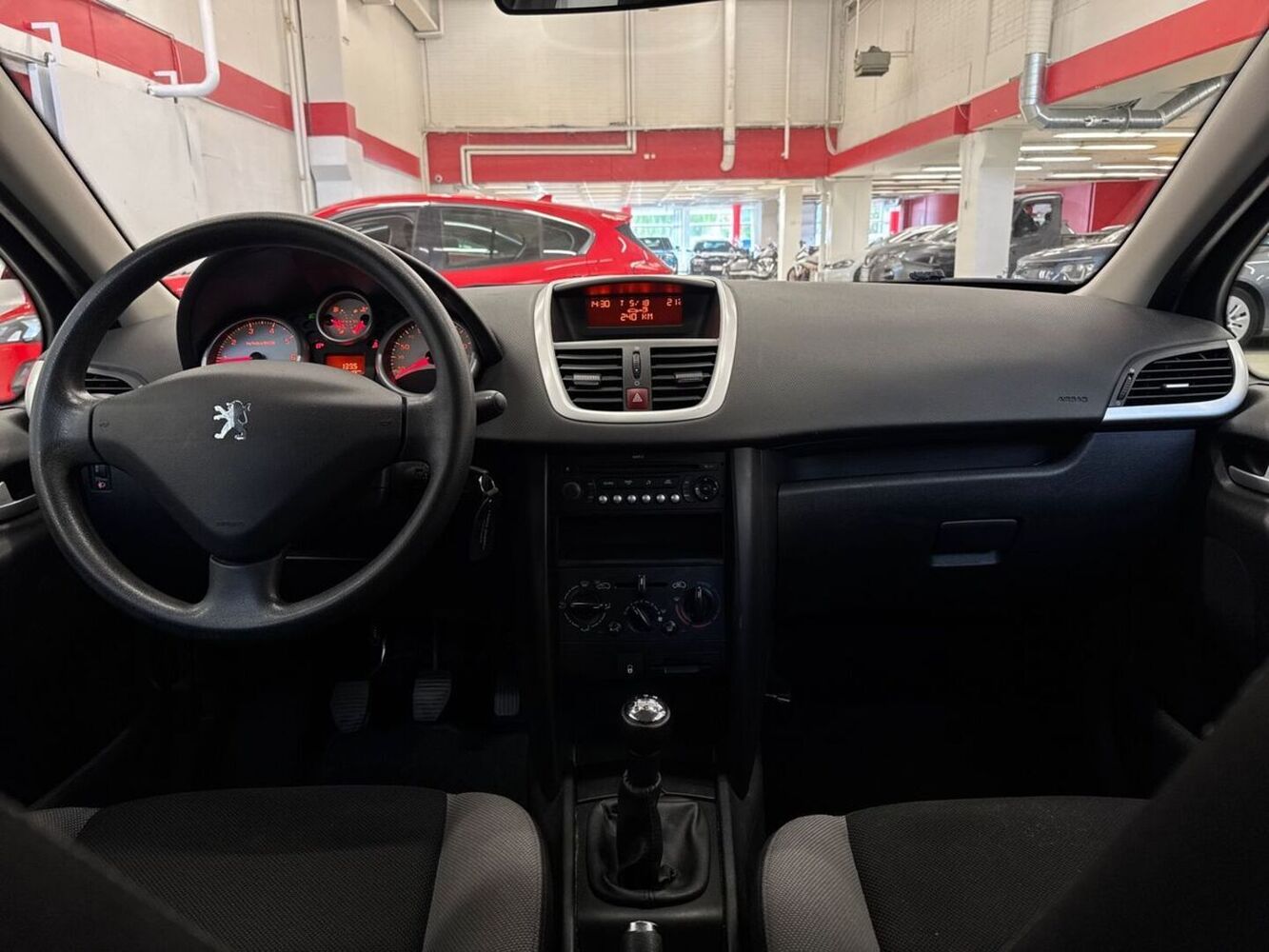 Peugeot 207 vaihtoauto
