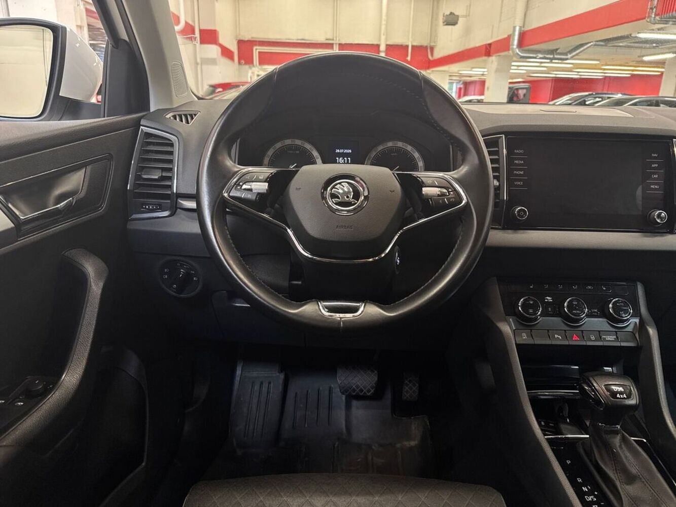 Skoda Karoq vaihtoauto
