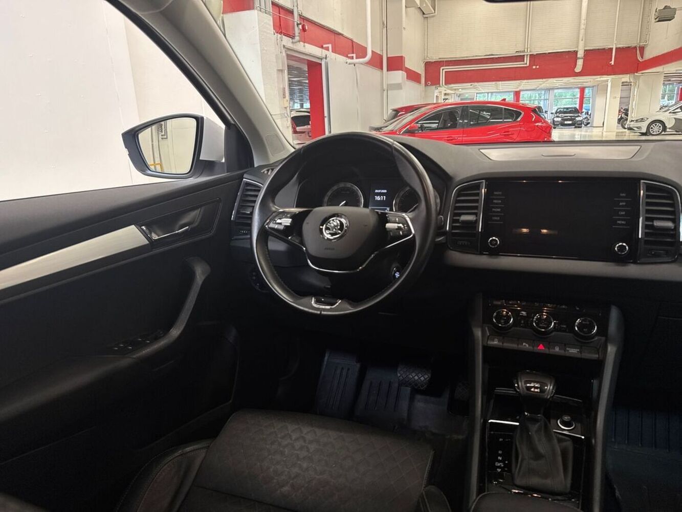 Skoda Karoq vaihtoauto