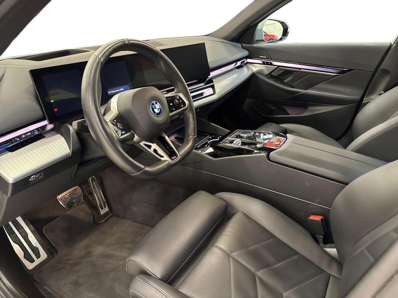 BMW i5 vaihtoauto