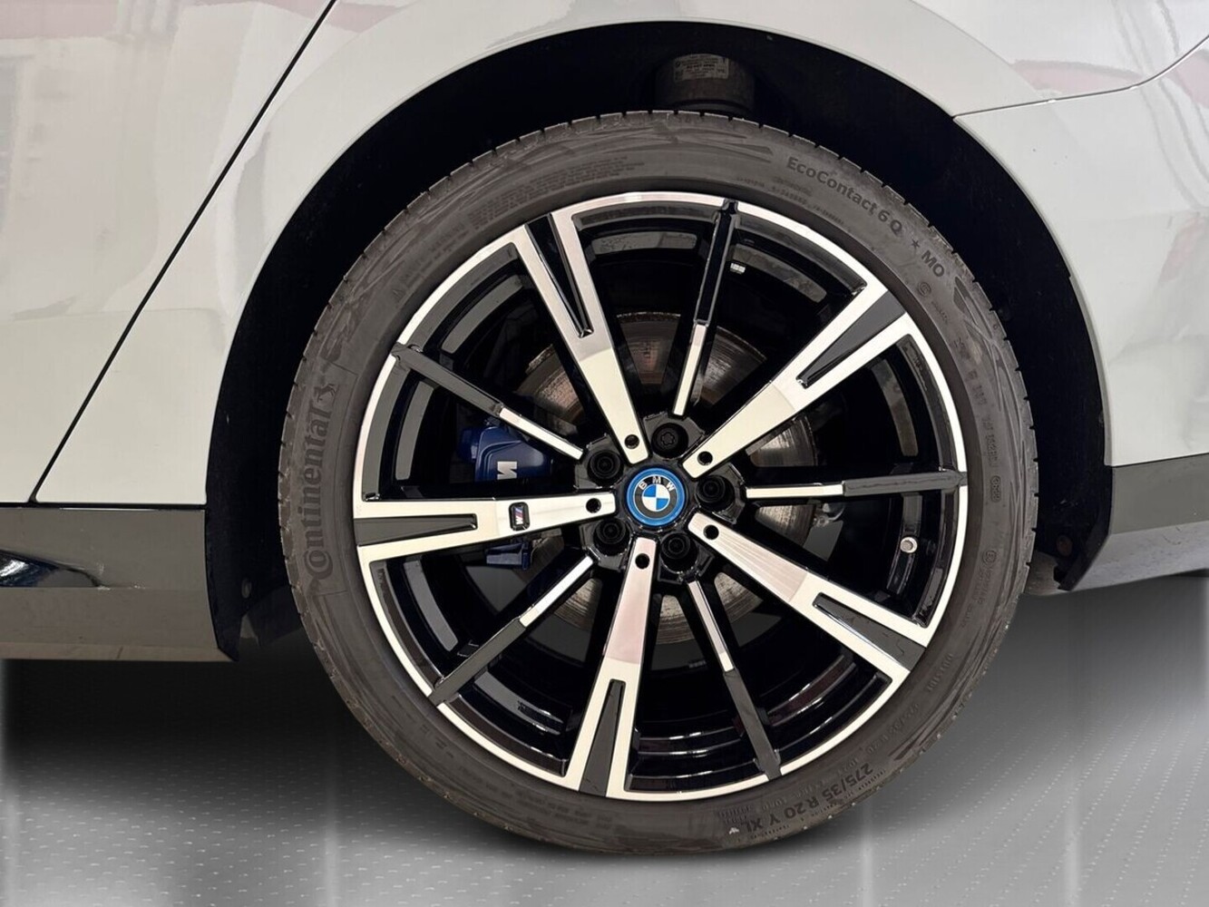 BMW i5 vaihtoauto