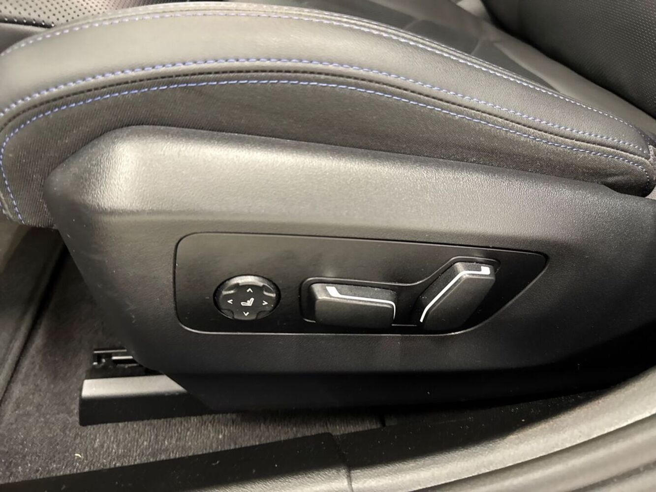 BMW i5 vaihtoauto