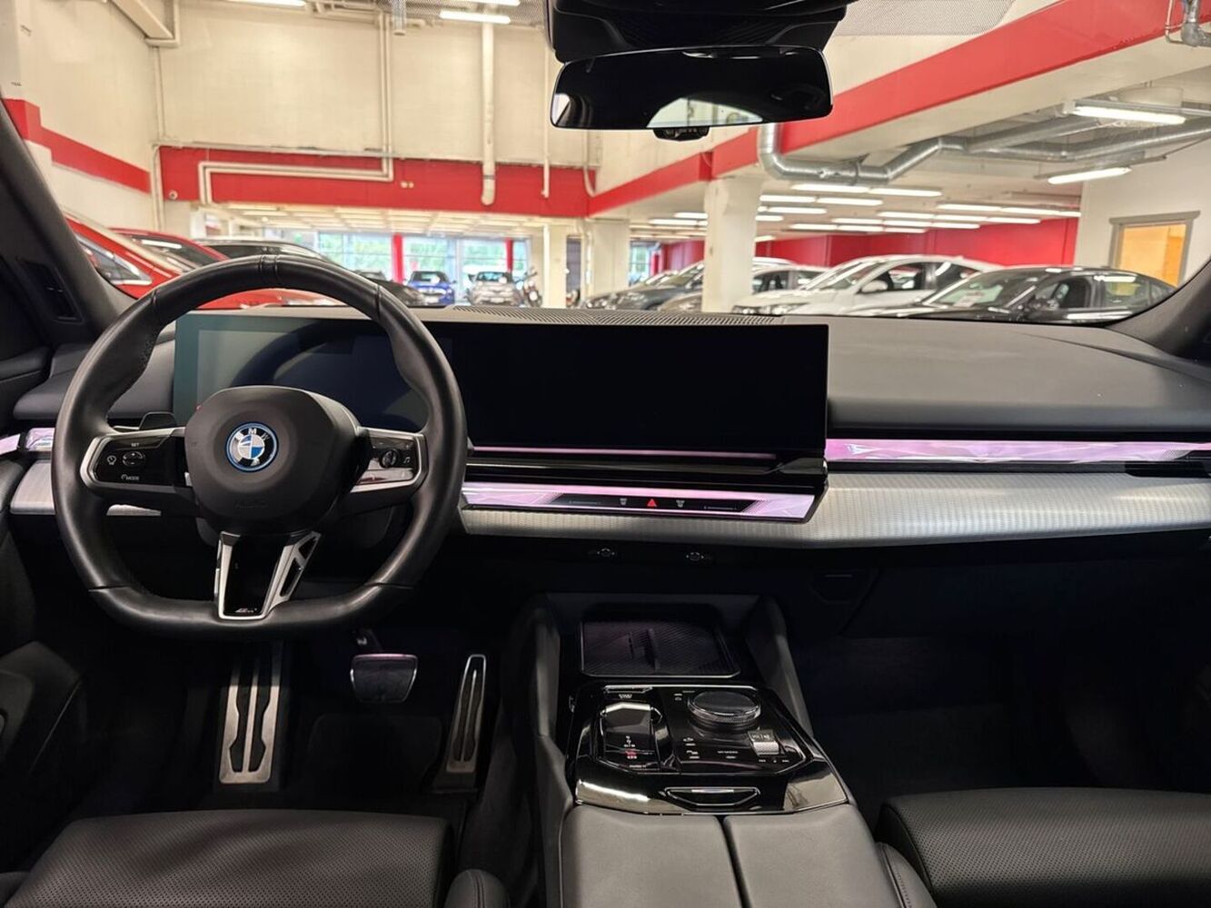 BMW i5 vaihtoauto