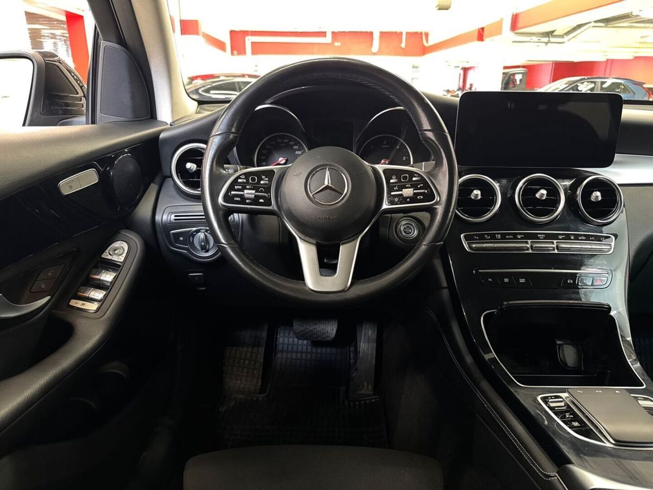 Mercedes-Benz GLC vaihtoauto