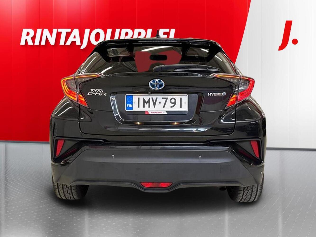 Toyota C-HR vaihtoauto