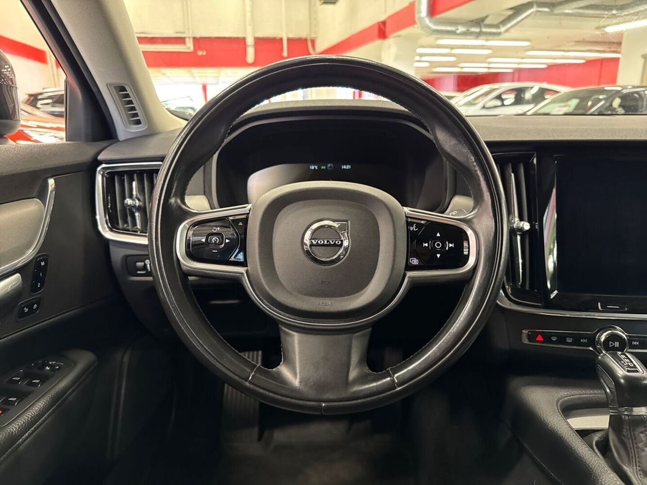 Volvo V90 Cross Country vaihtoauto