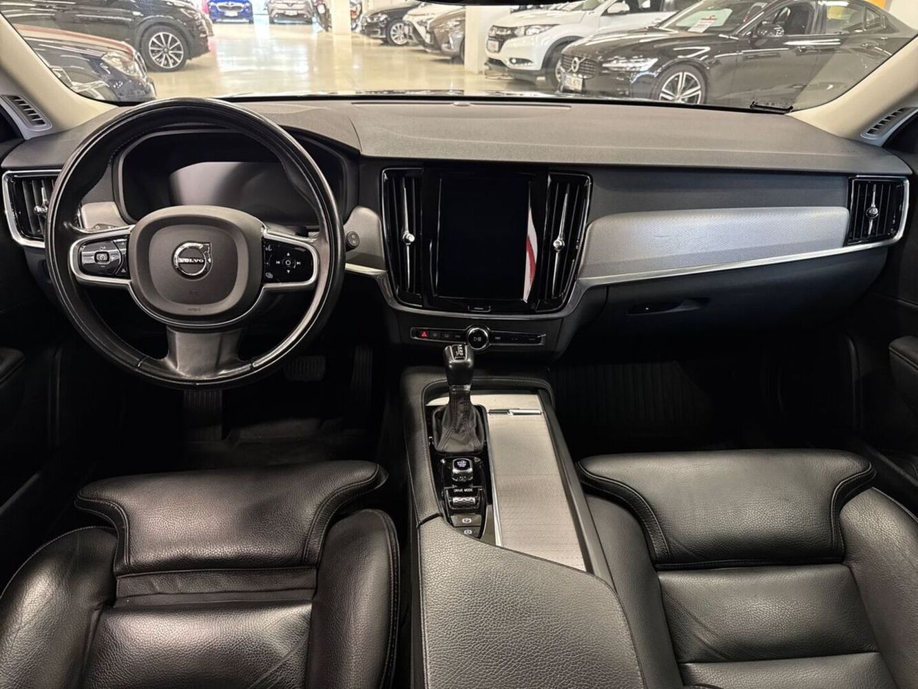 Volvo V90 Cross Country vaihtoauto