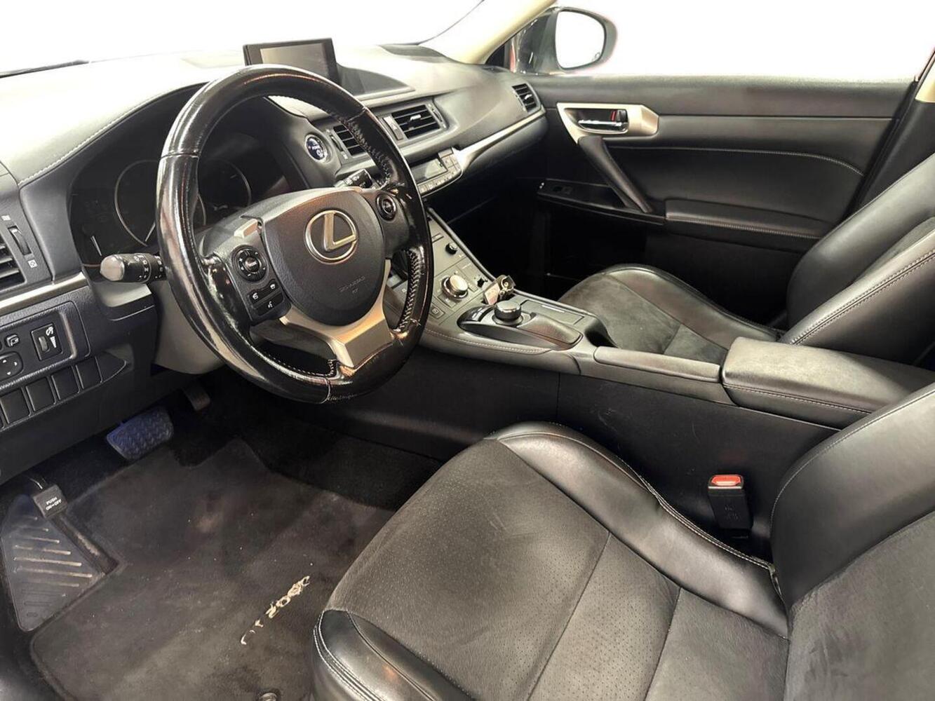 Lexus CT vaihtoauto