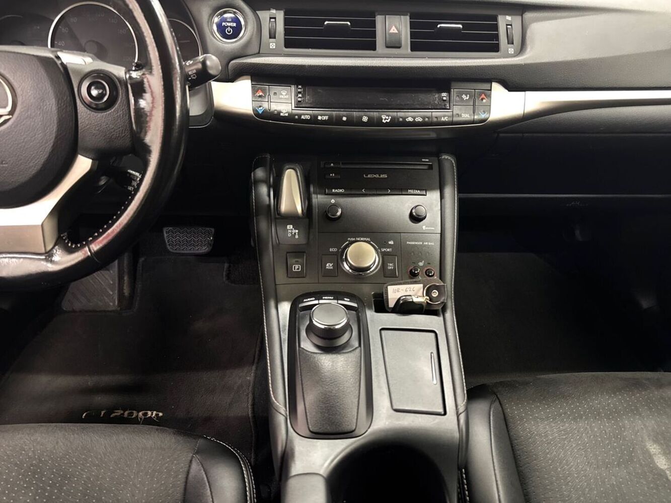 Lexus CT vaihtoauto