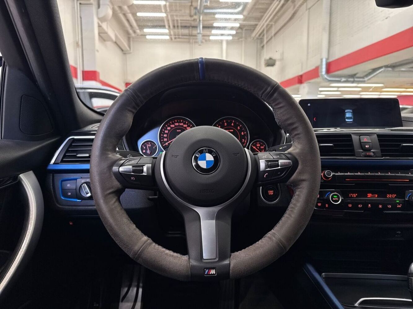 BMW 330 vaihtoauto