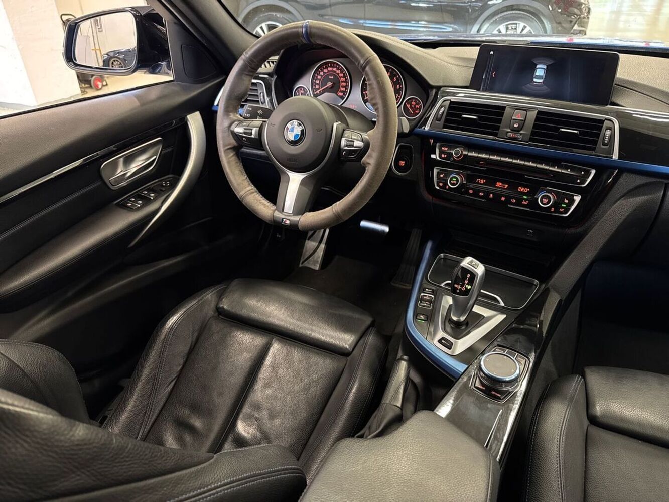 BMW 330 vaihtoauto