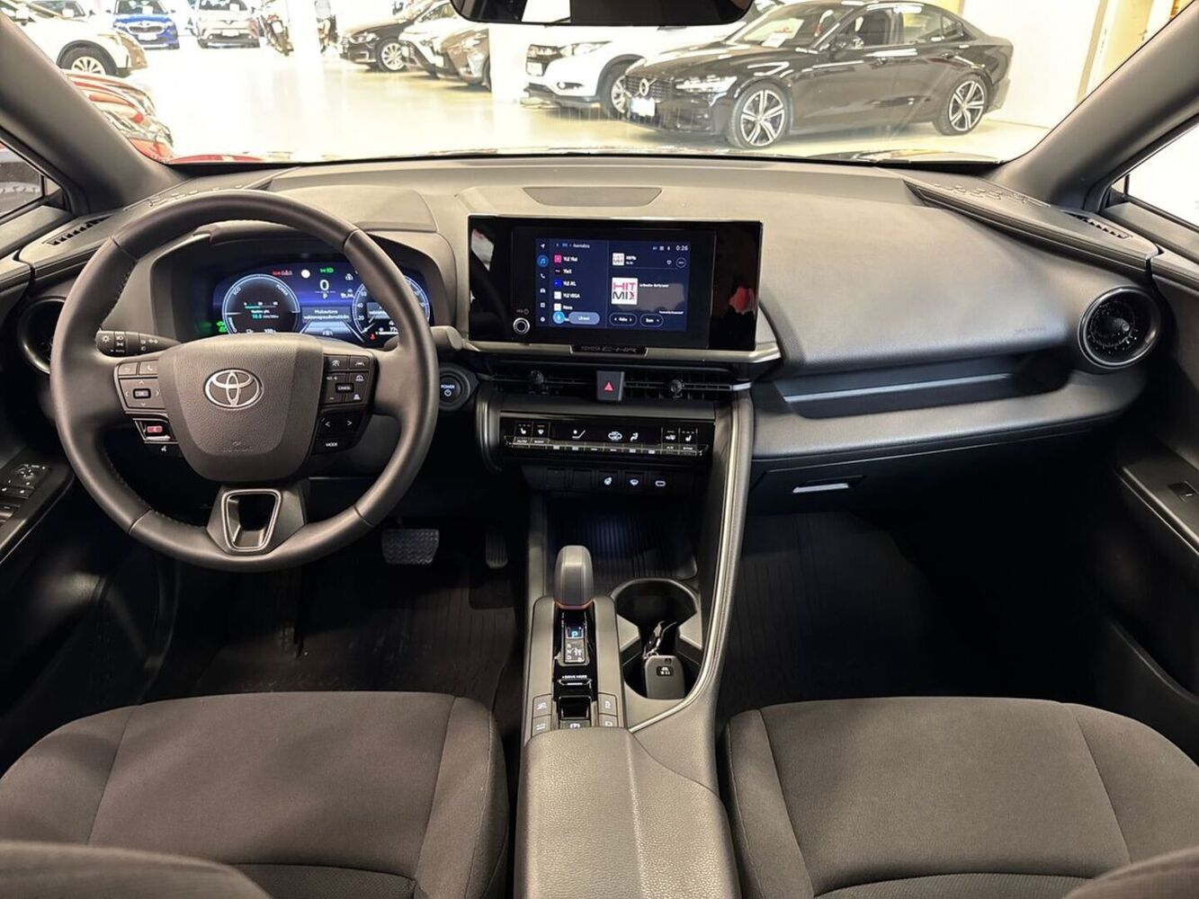 Toyota C-HR vaihtoauto
