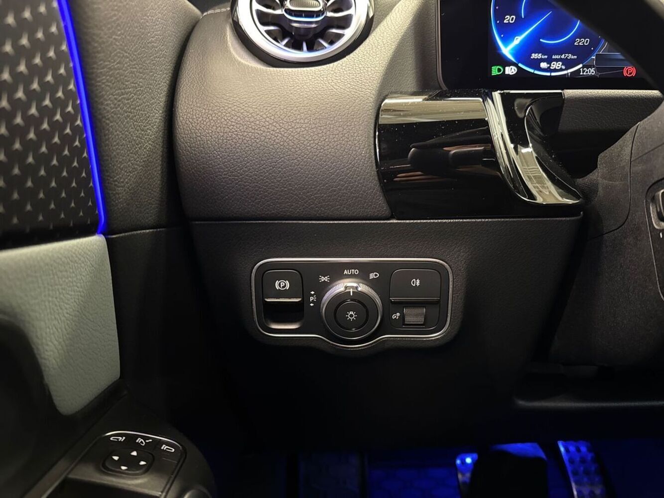 Mercedes-Benz EQA vaihtoauto