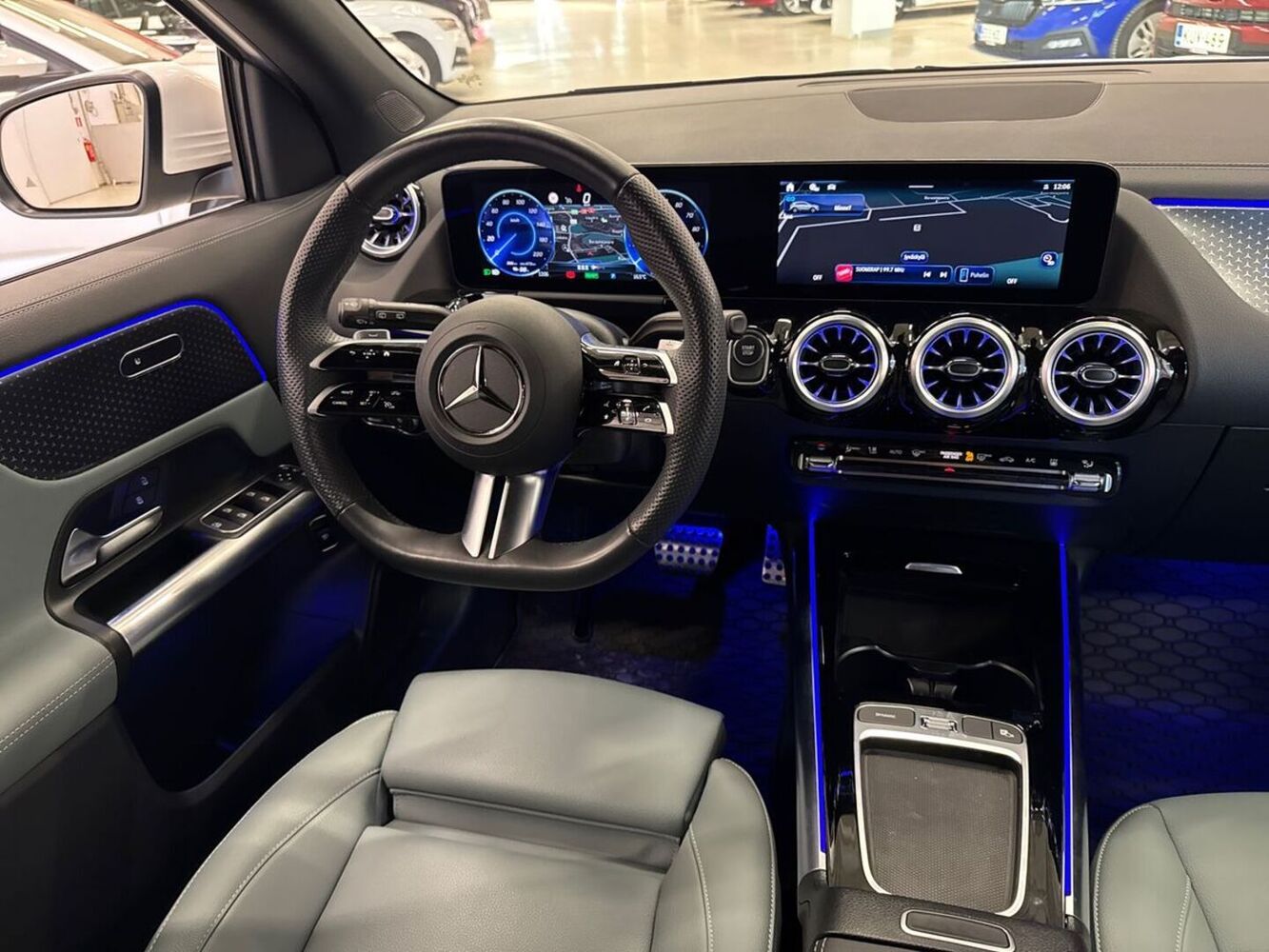Mercedes-Benz EQA vaihtoauto