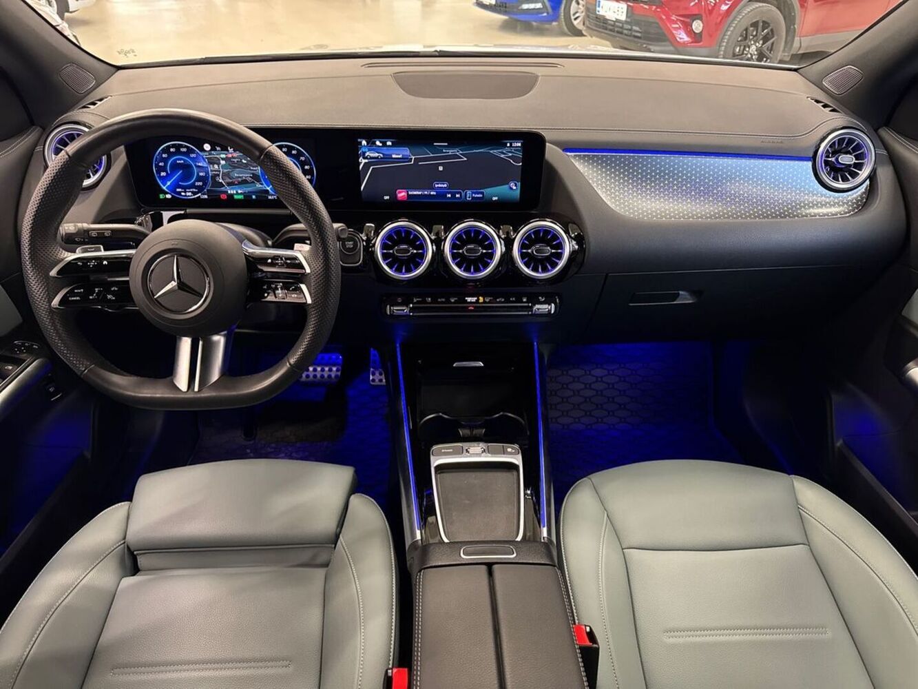 Mercedes-Benz EQA vaihtoauto
