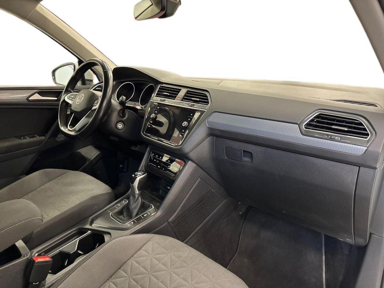 Volkswagen Tiguan vaihtoauto