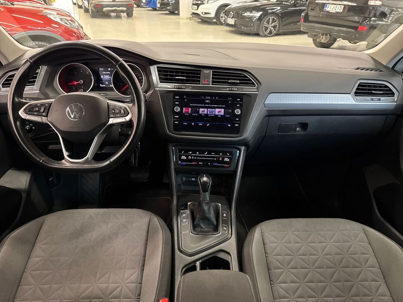 Volkswagen Tiguan vaihtoauto