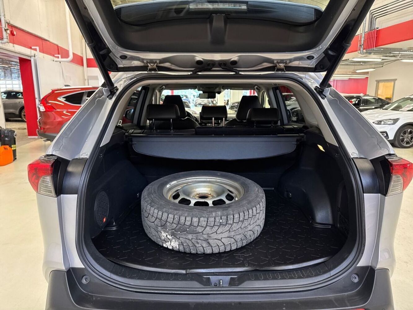 Toyota RAV4 vaihtoauto