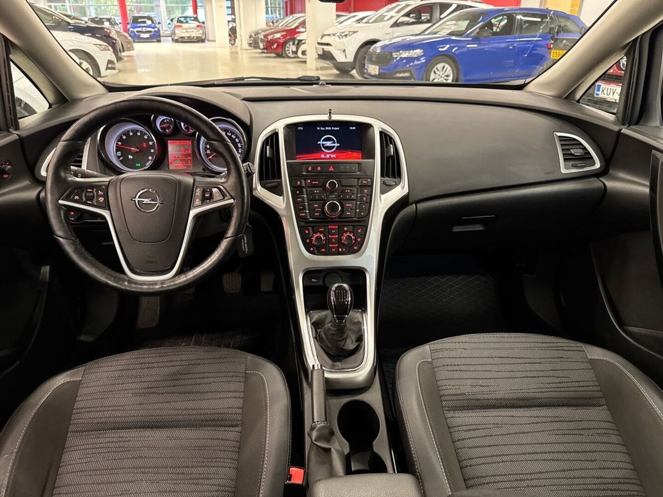 Opel Astra vaihtoauto
