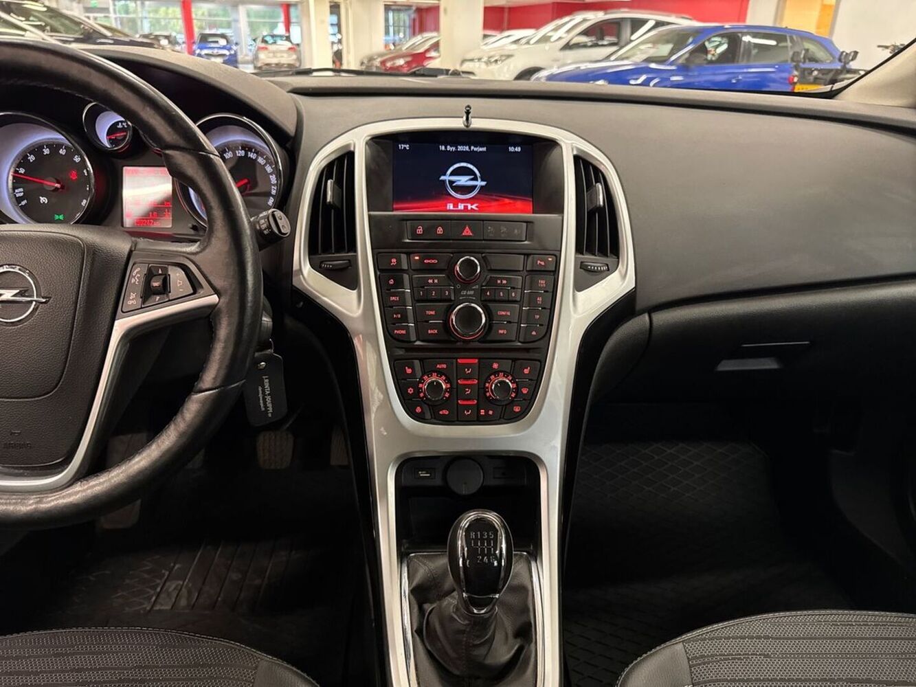 Opel Astra vaihtoauto