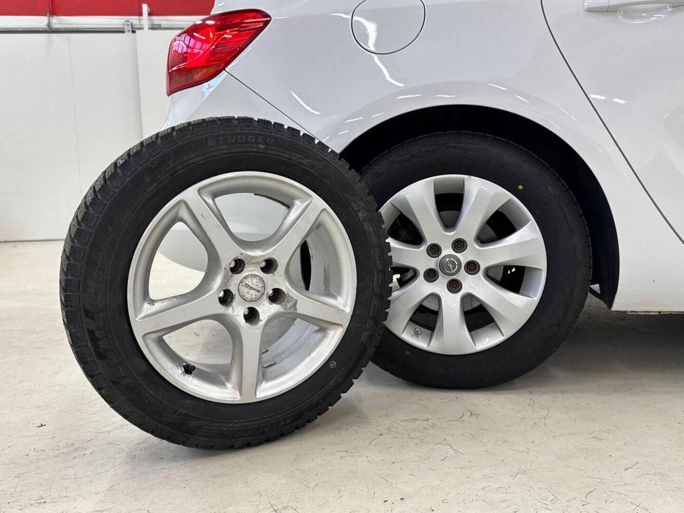 Opel Astra vaihtoauto