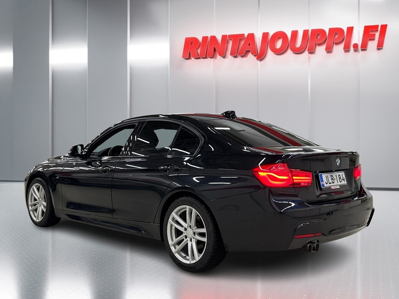 BMW 320 vaihtoauto