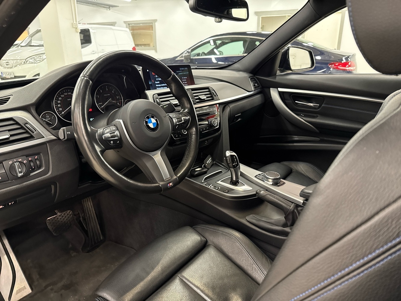 BMW 320 vaihtoauto