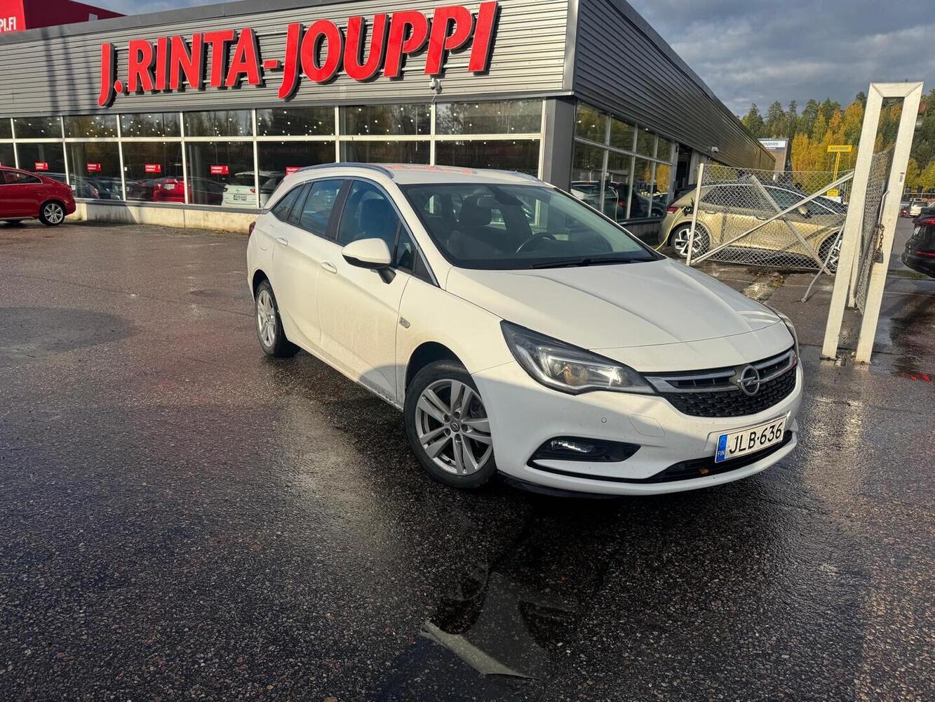 Opel Astra vaihtoauto