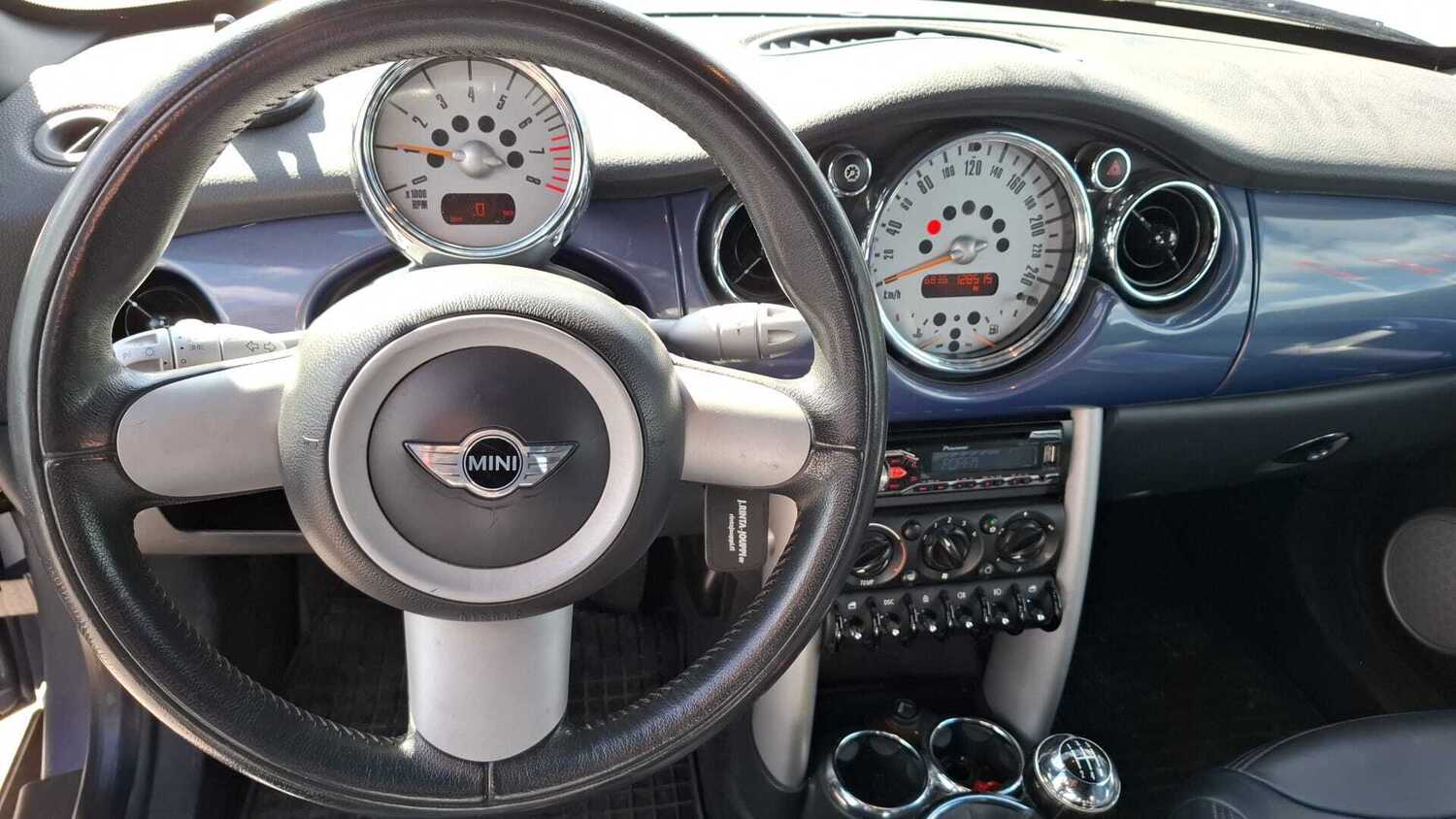 Mini Cooper vaihtoauto
