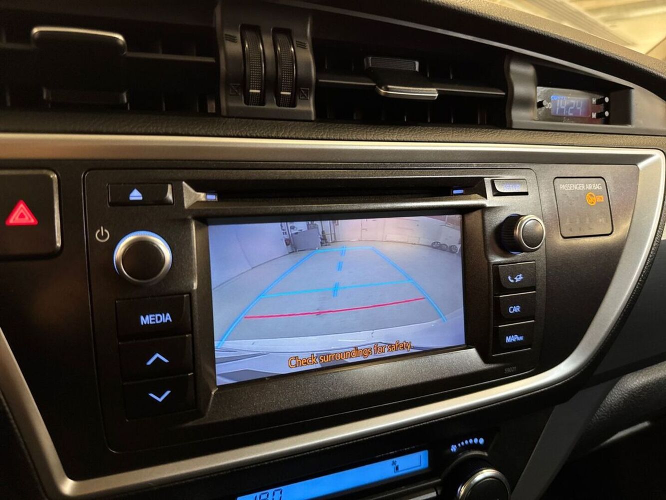 Toyota Auris vaihtoauto