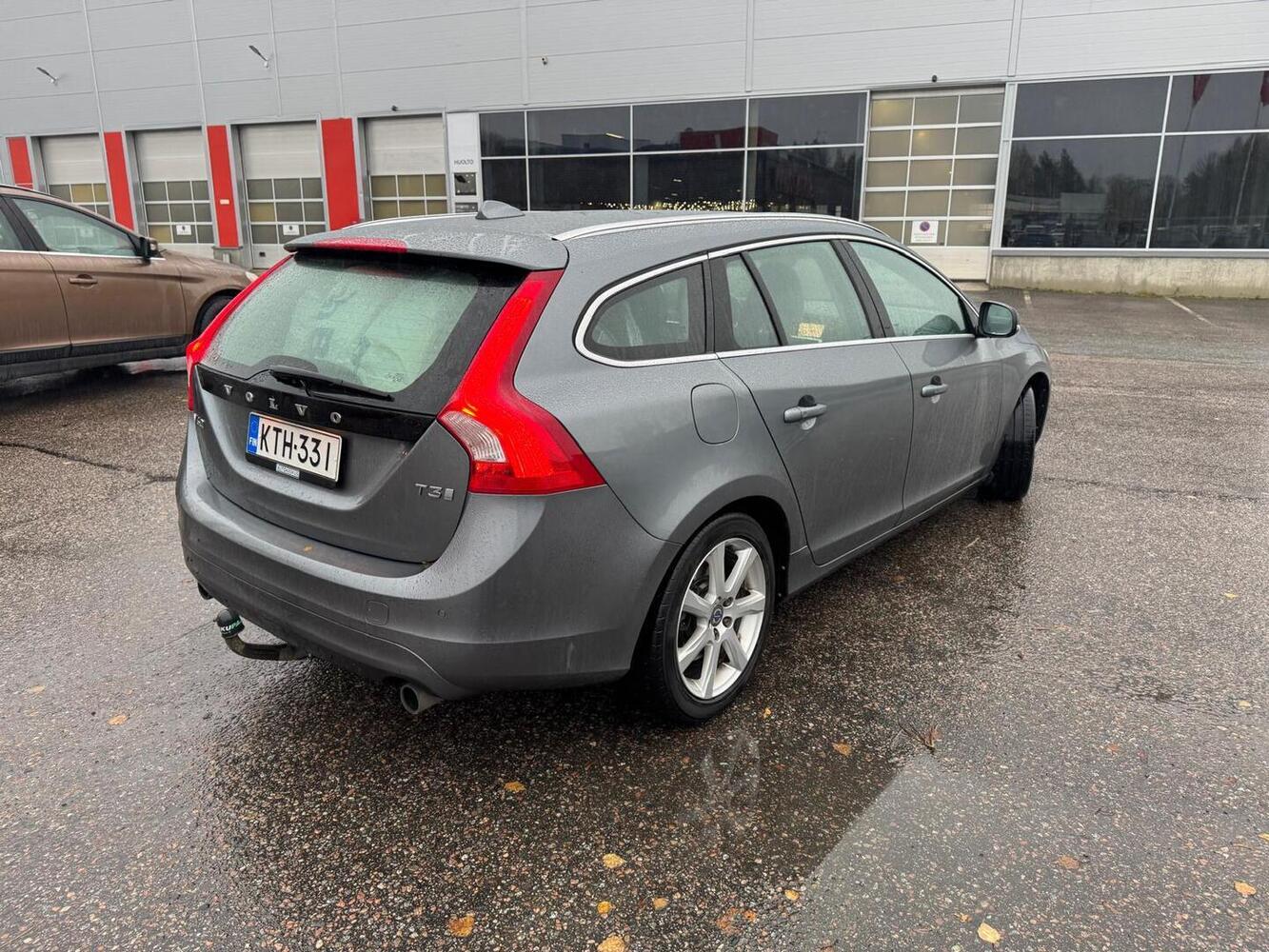 Volvo V60 vaihtoauto
