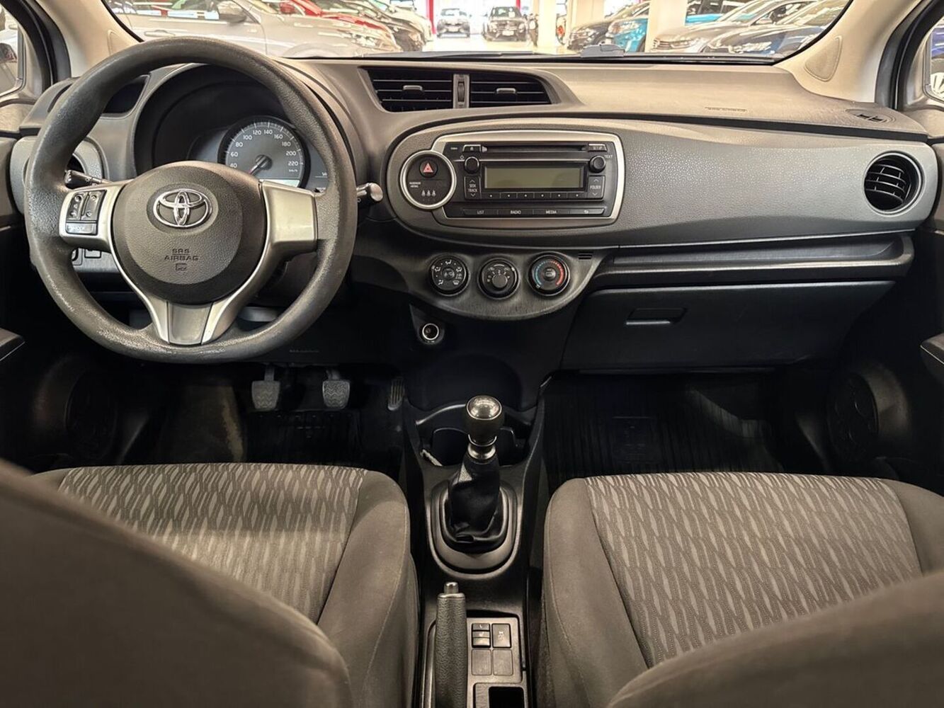 Toyota Yaris vaihtoauto