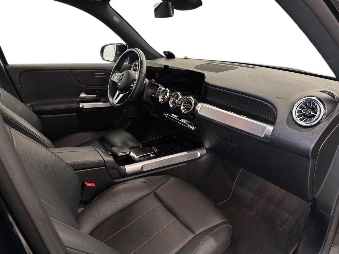 Mercedes-Benz EQB vaihtoauto