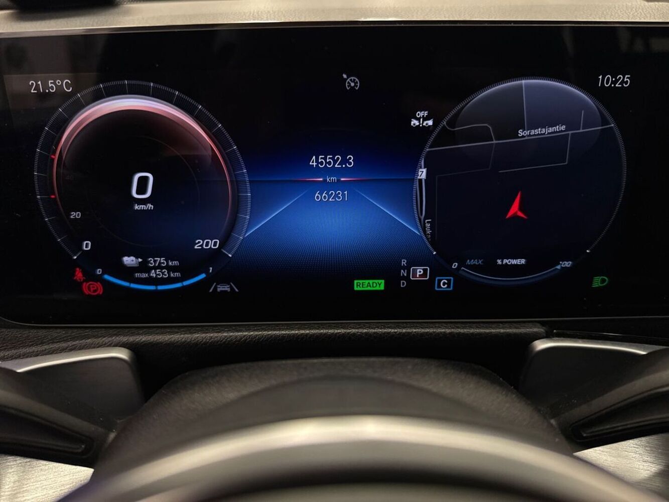 Mercedes-Benz EQB vaihtoauto